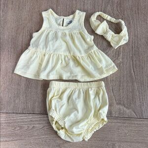 GAP Baby Yellow Set with Headband Size 3-6 Months
